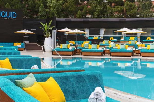 Liquid Pool Lounge VIP Cabanas 2